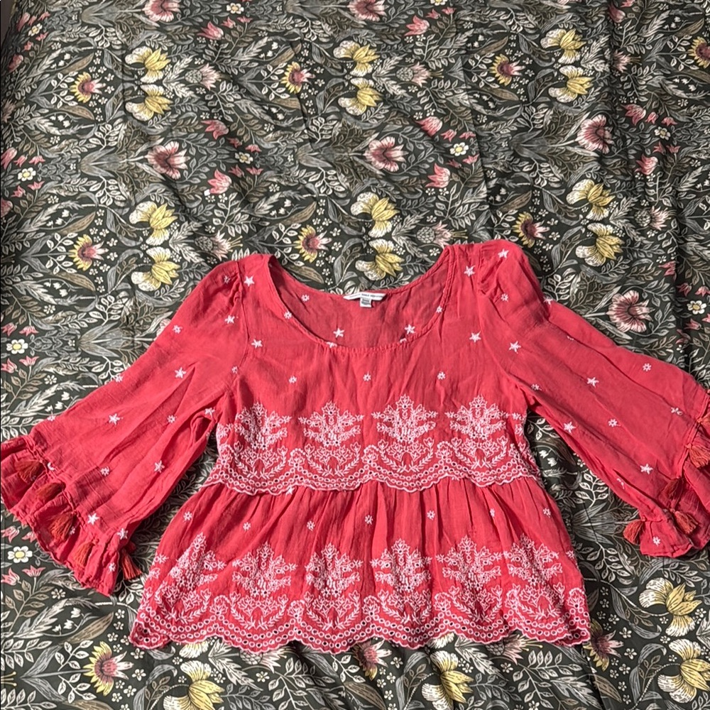 American Eagle Outfitters Red Puff Sleeve Ruffled Blouse